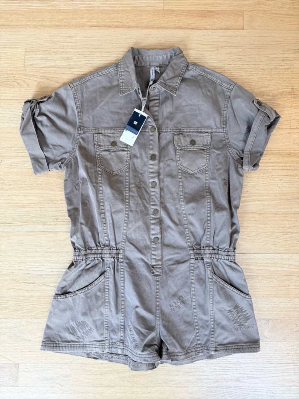 NWT: BCBG MaxAzria Urban Jungle Brown / Taupe Andy Jumpsuit, sz. Sm